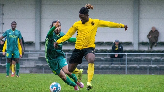 Nächste Pleite für Andi Ayim und den Meiendorfer SV. Suliemann Omar und Hamm United feierten dagegen den zweiten Sieg in Serie. (Archivfoto: Lobeca/Seidel)