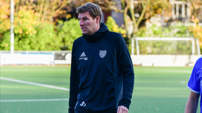 Sören Titze trat als Trainer der SC Victoria zurück. Ein Nachfolger wird noch gesucht. (Archivfoto: Lobeca/Schlikis)