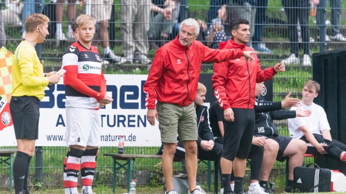 Augen auf das Topspiel: Altona 93 empfängt den Niendorfer TSV. (Foto: Lobeca/Seidel)