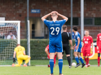 Rien ne va plus für Union Tornesch: die Eisernen um Jari Maack müssen den Gang in die Landesliga antreten. (Archivfoto: Lobeca/Seidel)