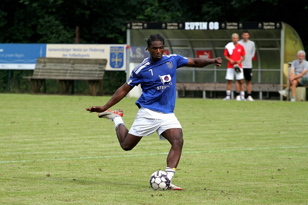 Jung und torhungrig: Ibrahim Bashiru Ali war letzte Saison Niendorfs bester Torschütze (Foto: Niklas Runne)