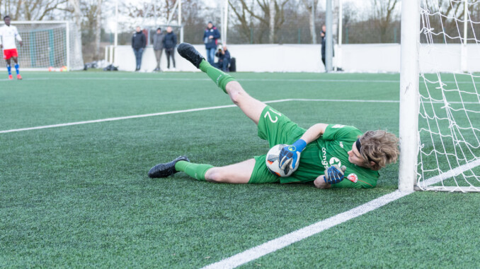 Alex Rieseler hält nun am Reinmüller die Bälle. (Archivfoto: Lobeca/Seidel)