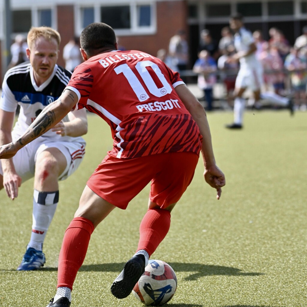 Der HSV sah zu oft nur die Rückansicht von Ian Prescott Claus. Der Torjäger des SCVW traf viermal. (Foto: SCVW/Majewski/hfr)