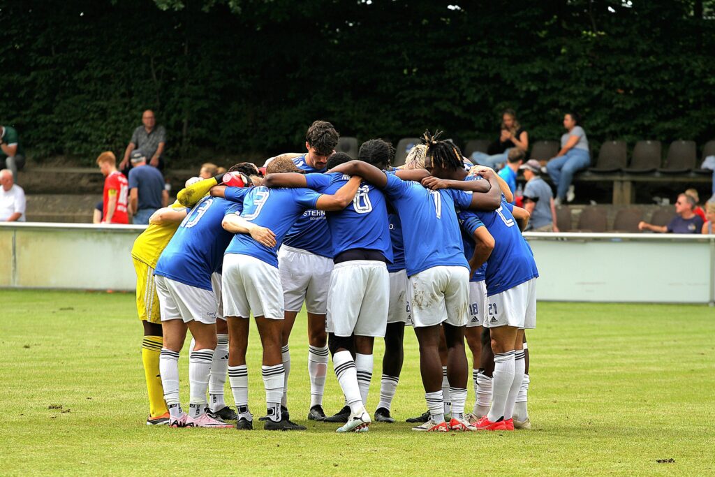 Der Niendorfer TSV erwartet den ETSV zum Spitzenspiel. (Foto: Niklas Runne)