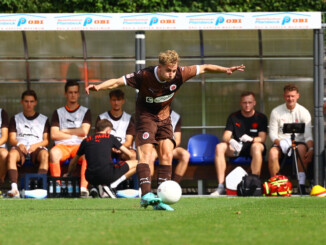 Die U23 des FC St. Pauli um Max Hermann steht aktuell auf einem Abstiegsplatz in der Regionalliga. (Foto: Lobeca/Homburg)